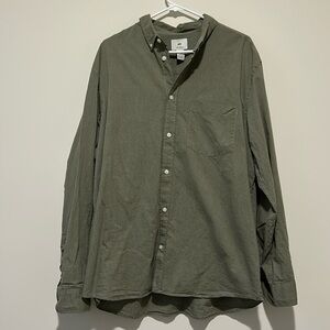 Men’s H&M linen button-down shirt coupe fit